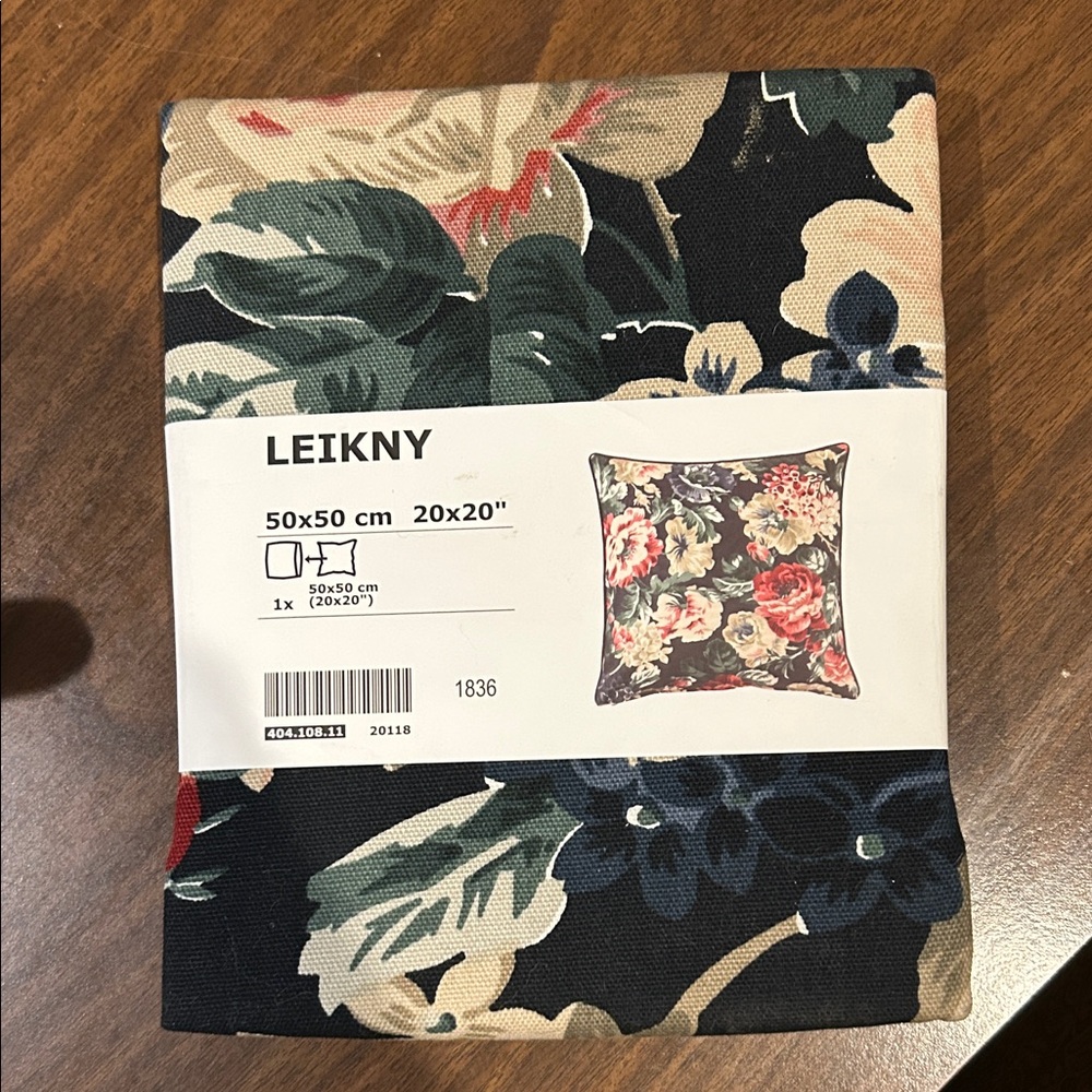 NWT floral pillow cover
